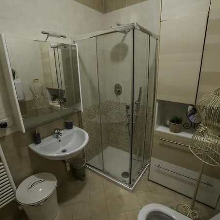 Apartment La Casa Della Viaggiatrice - Taldeg Bologna
