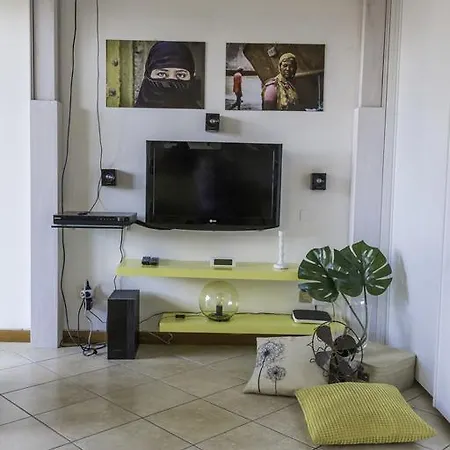Apartment La Casa Della Viaggiatrice - Taldeg *